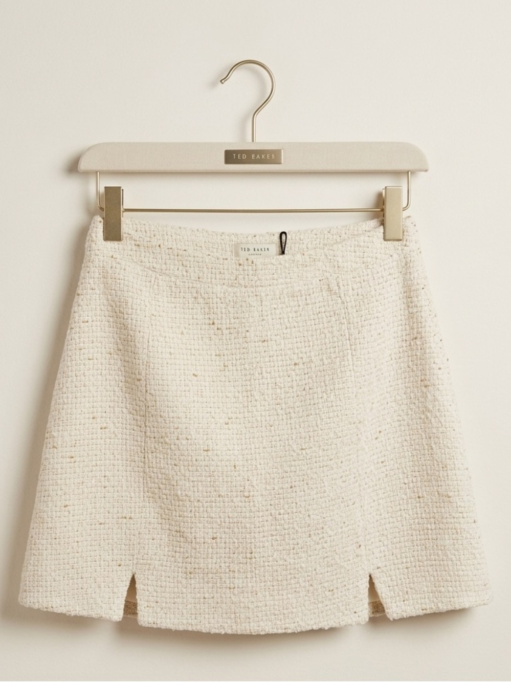 NWT Ted Baker London Ivory & Gold Metallic Tweed Mini Size 4 - Picture 2 of 6